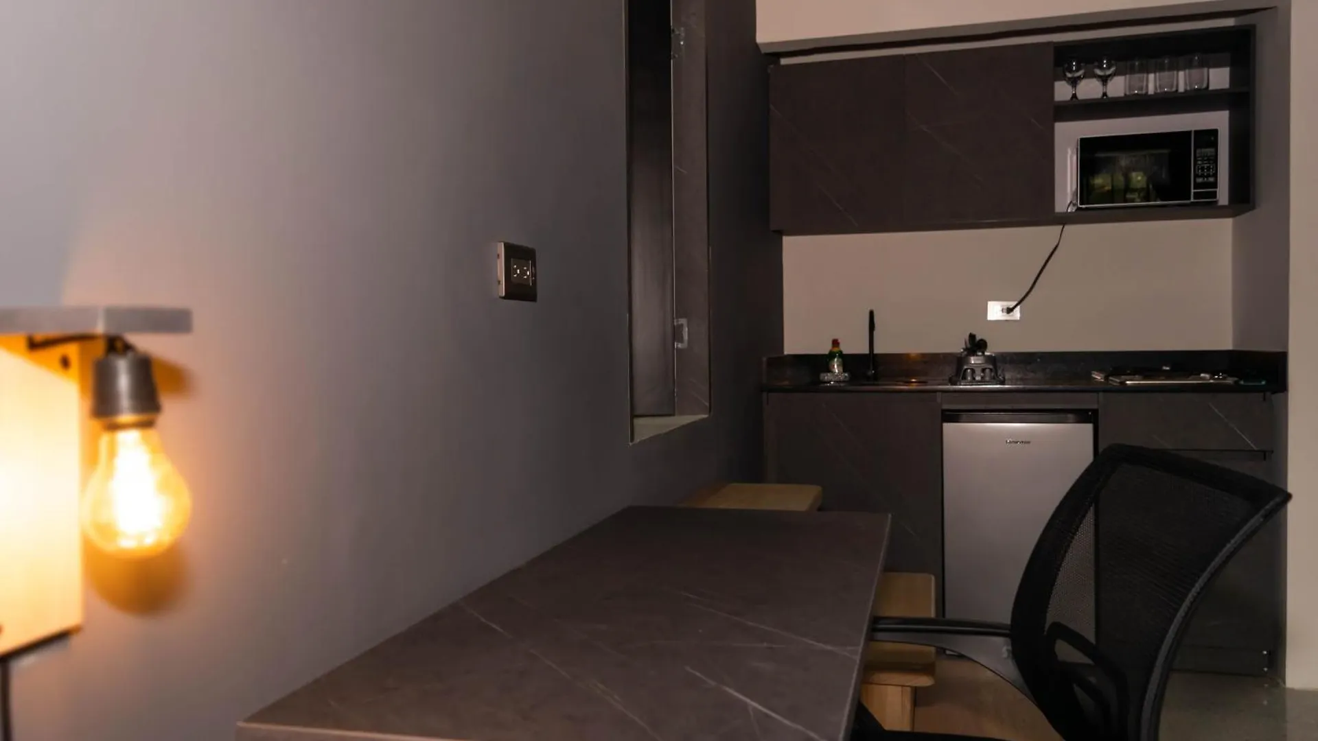 200 Comodo Aparta-Estudio Laureles Medellin Apartment